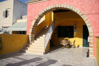 Lido Marini Apartments Bagian luar foto